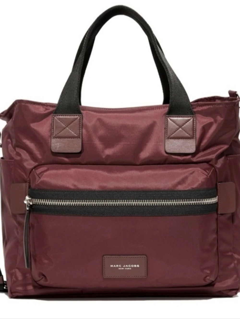 Marc Jacobs Baby Diaper Bag in Burgundy. It does not come With Changing Pad.